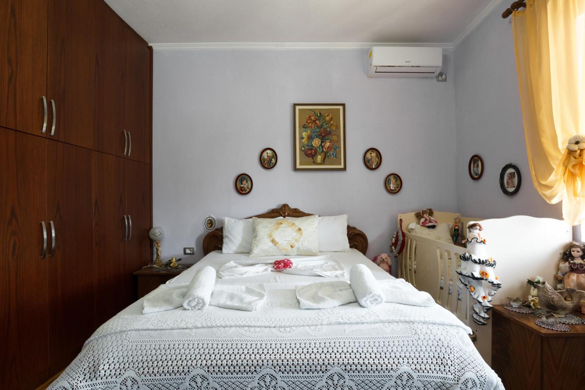 Leka Guesthouse Gjirokastër Buitenkant foto