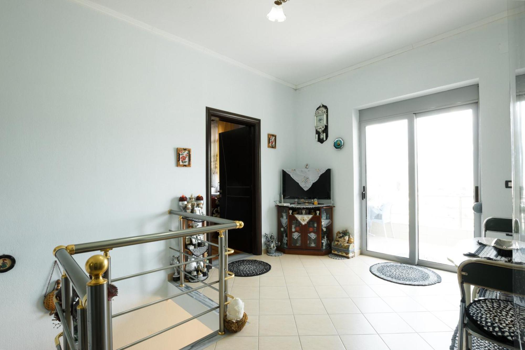 Leka Guesthouse Gjirokastër Buitenkant foto